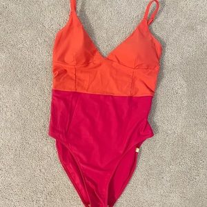 Summersalt color block one piece size 6